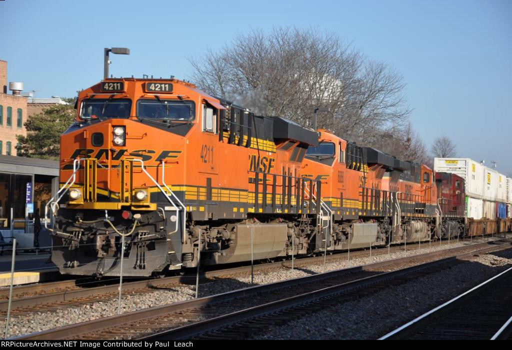 Intermodal rolls west